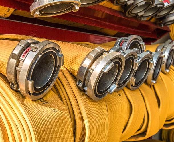 丙綸高強(qiáng)絲，丙綸空變絲，滌綸空變絲，丙綸織帶，泰興市宏洋新材料科技有限公司